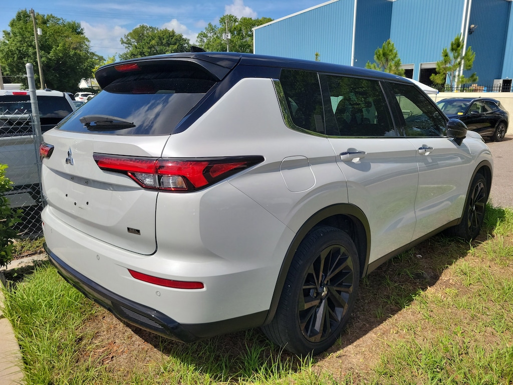 Used 2023 Mitsubishi Outlander SEL SUV