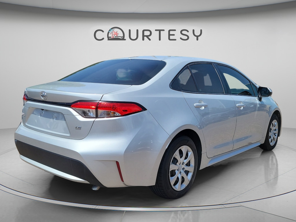 Used 2020 Toyota Corolla LE Sedan