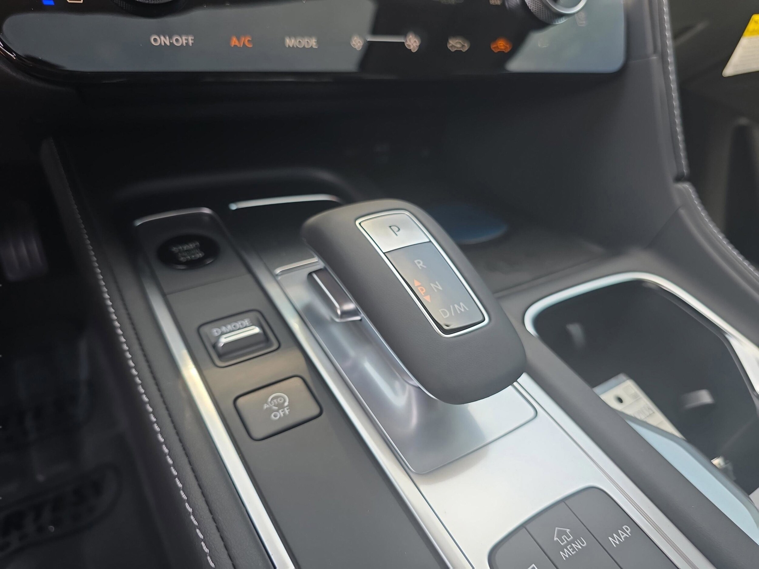 2027 INFINITI QX60 LUXE - Photo 21