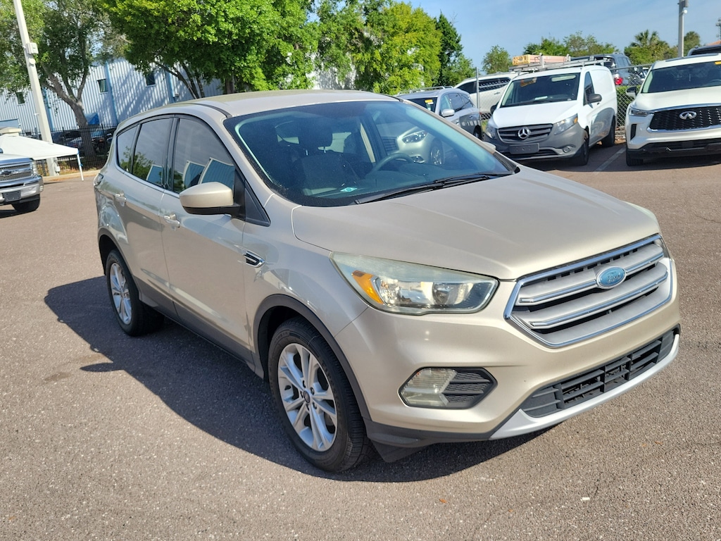 Used 2017 Ford Escape SE SUV