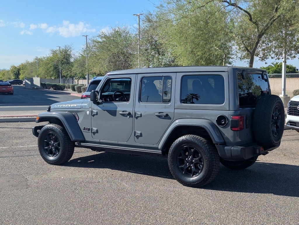 Used 2019 Jeep Wrangler Unlimited Sahara Altitude SUV