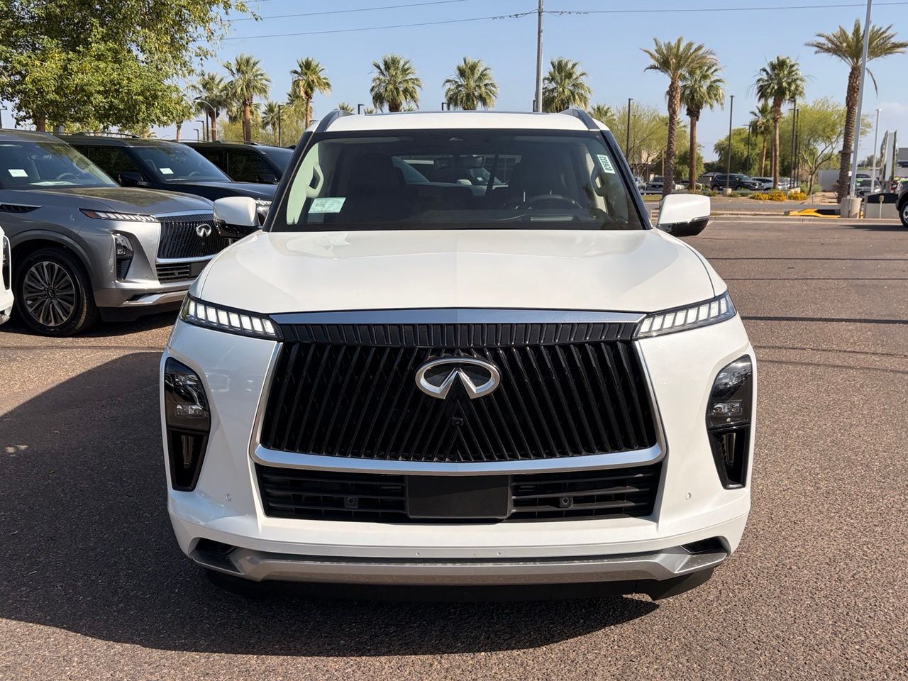 2026 INFINITI QX80 Luxe - Photo 9