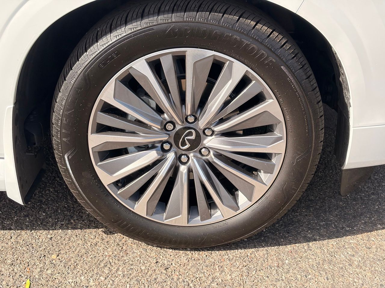 2026 INFINITI QX80 Luxe - Photo 10
