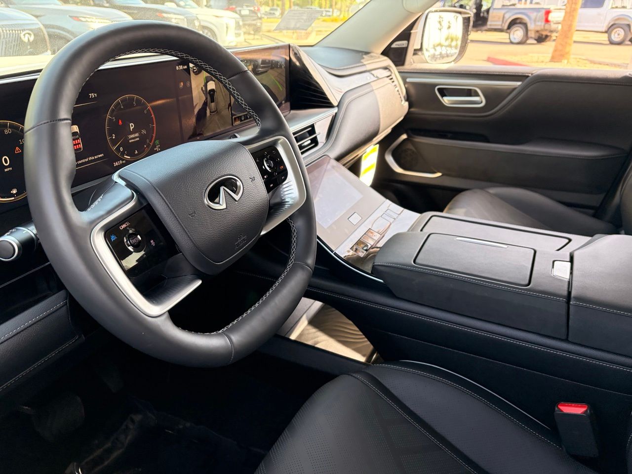 2026 INFINITI QX80 Luxe - Photo 17
