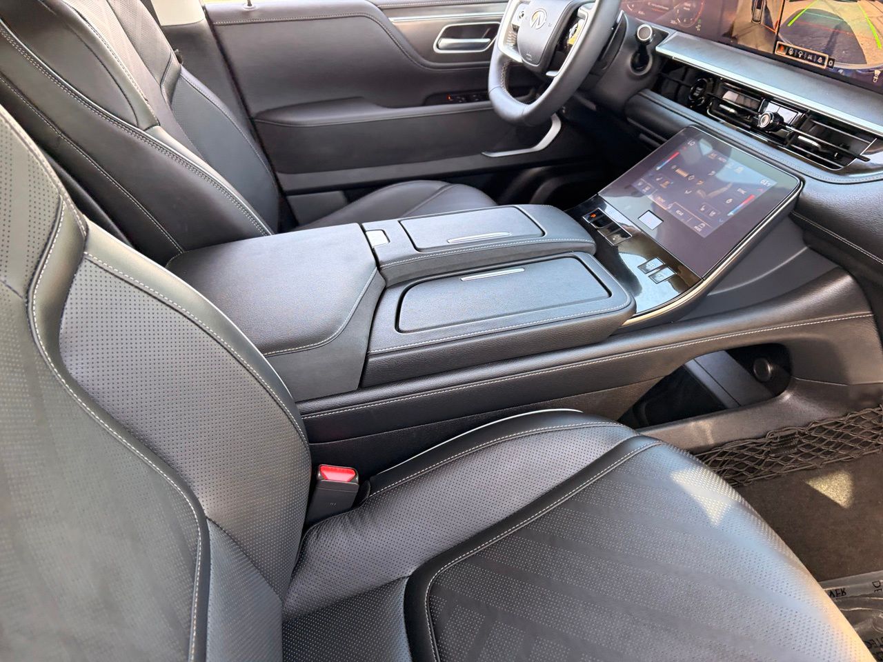 2026 INFINITI QX80 Luxe - Photo 12