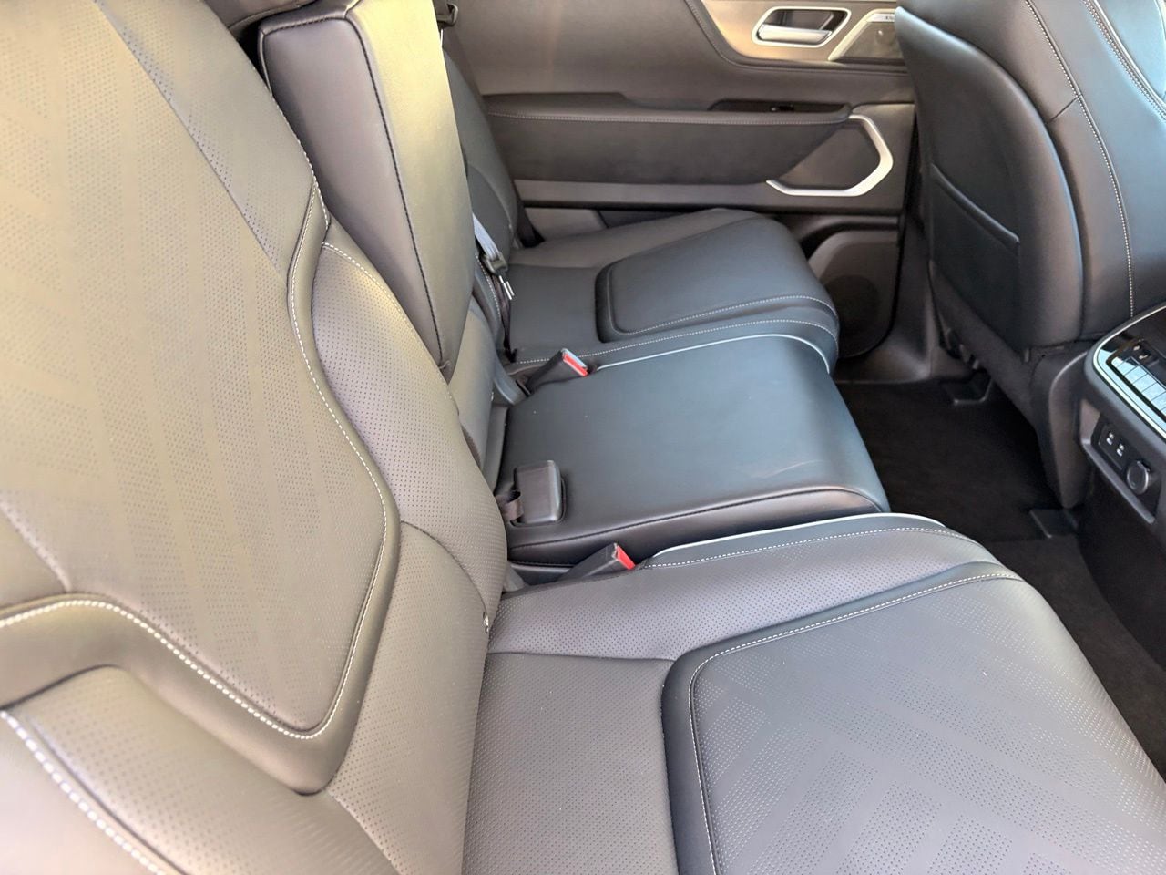 2026 INFINITI QX80 Luxe - Photo 13