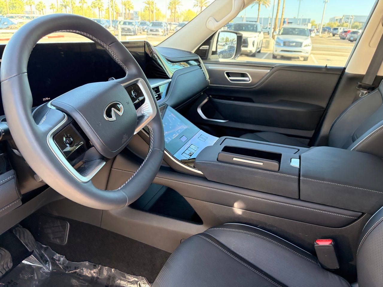 2026 INFINITI QX80 Luxe - Photo 17