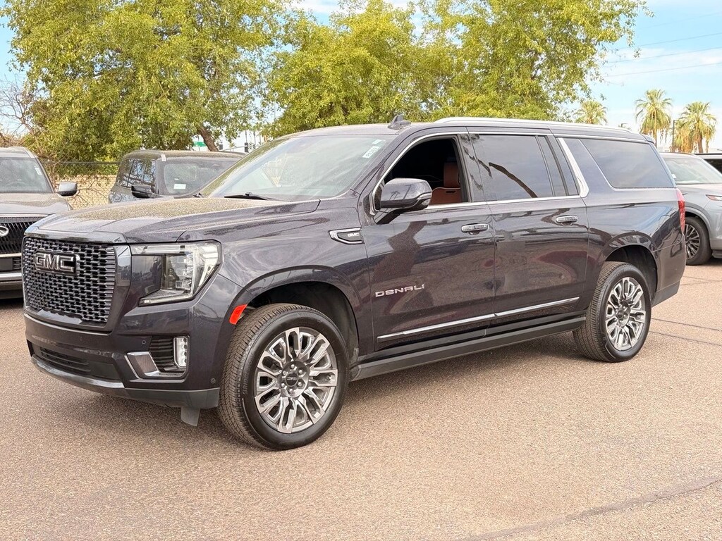 Used 2023 GMC Yukon XL Denali Ultimate SUV