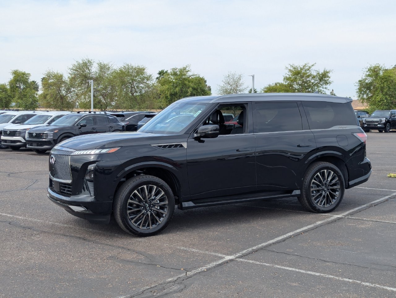  INFINITI QX80