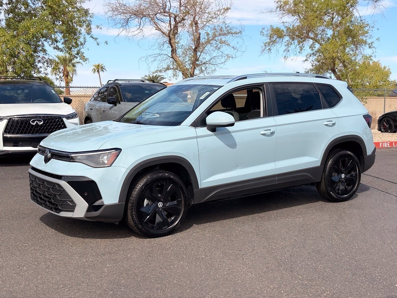 2025 Volkswagen Taos