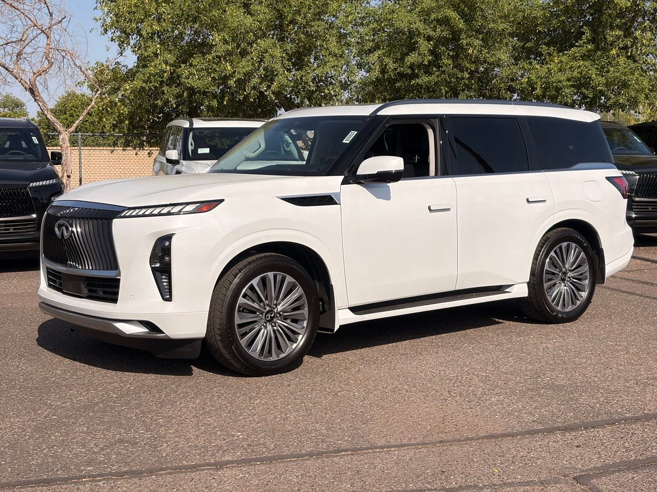 2026 INFINITI QX80 Luxe 4WD's photo