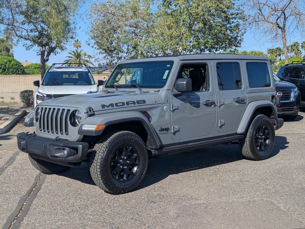 Used 2019 Jeep Wrangler Unlimited Sahara Altitude SUV