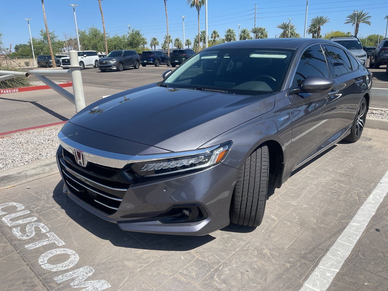 2022 Honda Accord Hybrid Touring's photo