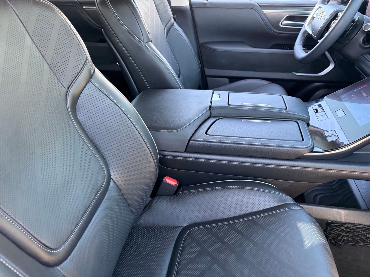 2026 INFINITI QX80 Luxe - Photo 11