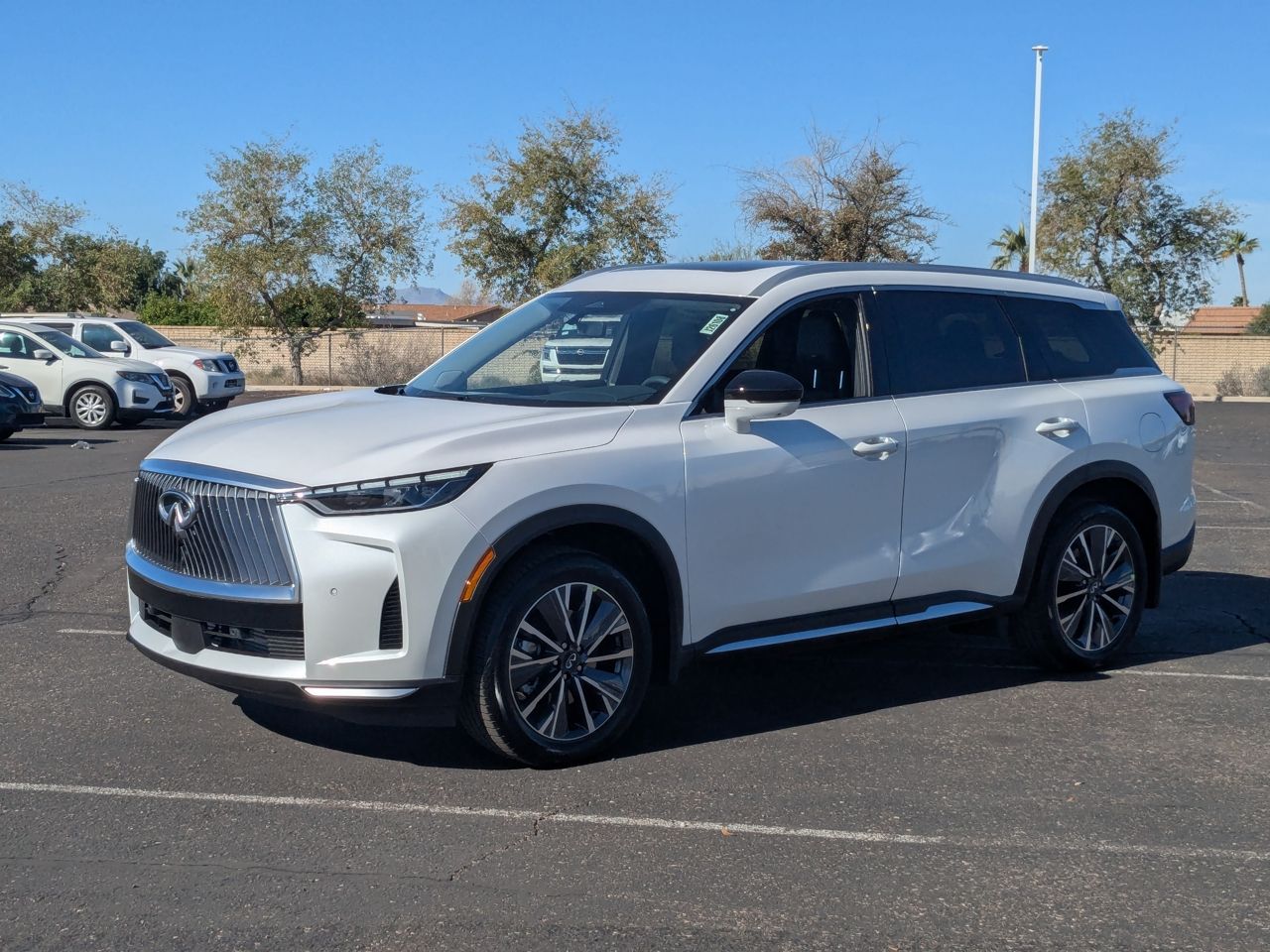 2026 INFINITI QX60 LUXE's photo