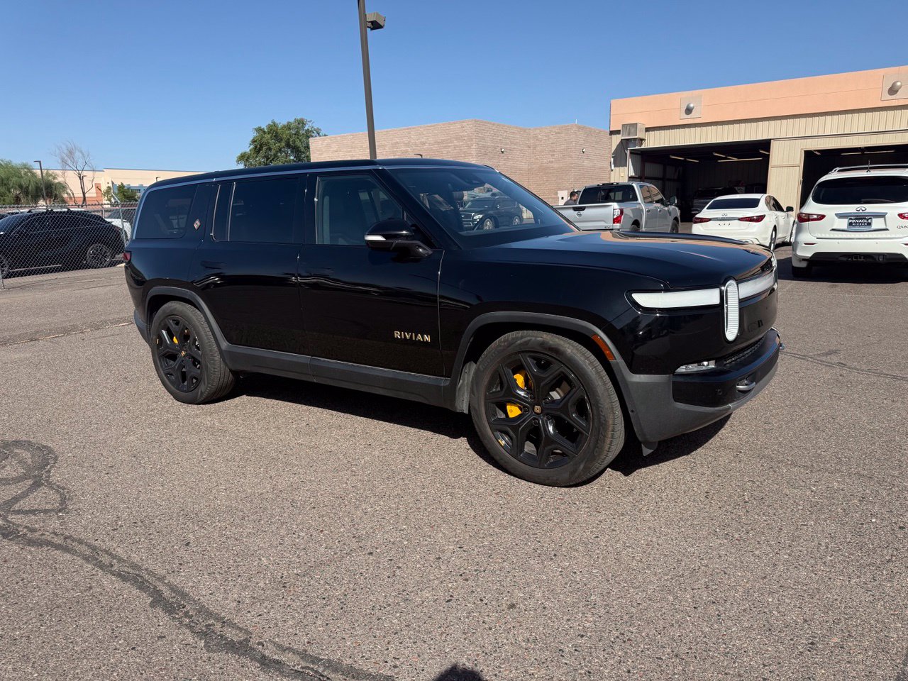Used 2023 Rivian R1S Adventure Quad Motor Large Pack SUV