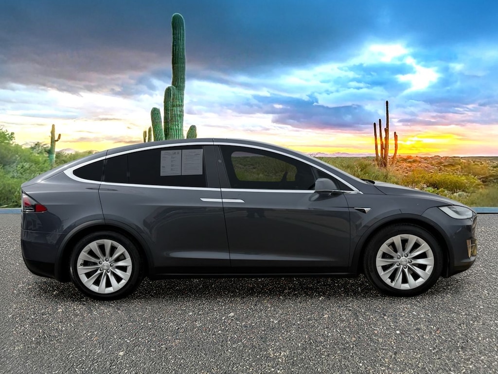 Used 2018 Tesla Model X 75D SUV