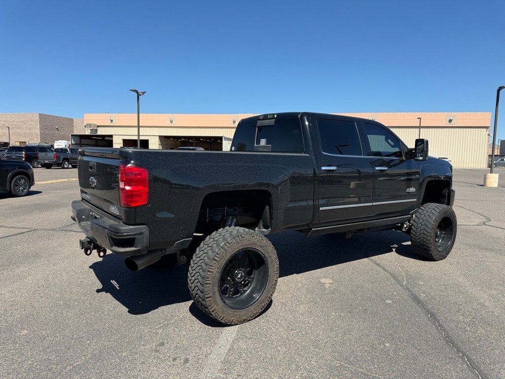 Used 2015 Chevrolet Silverado 2500HD High Country Truck Crew Cab