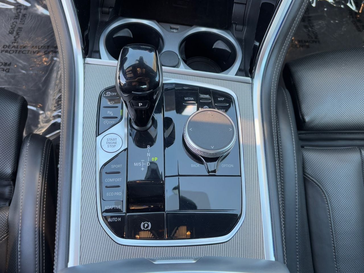 2024 BMW 8 Series M850i - Photo 28