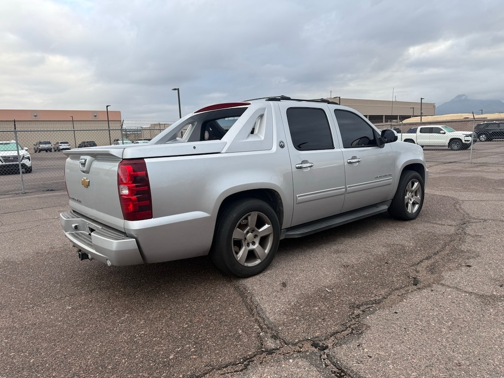 Used 2013 Chevrolet Avalanche LS Truck Crew Cab