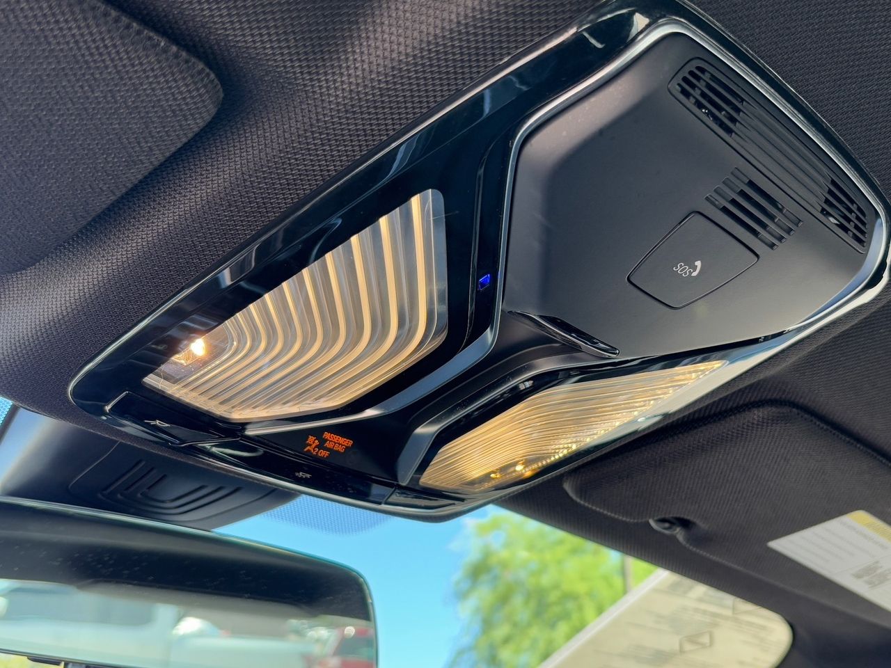 2024 BMW 8 Series M850i - Photo 29