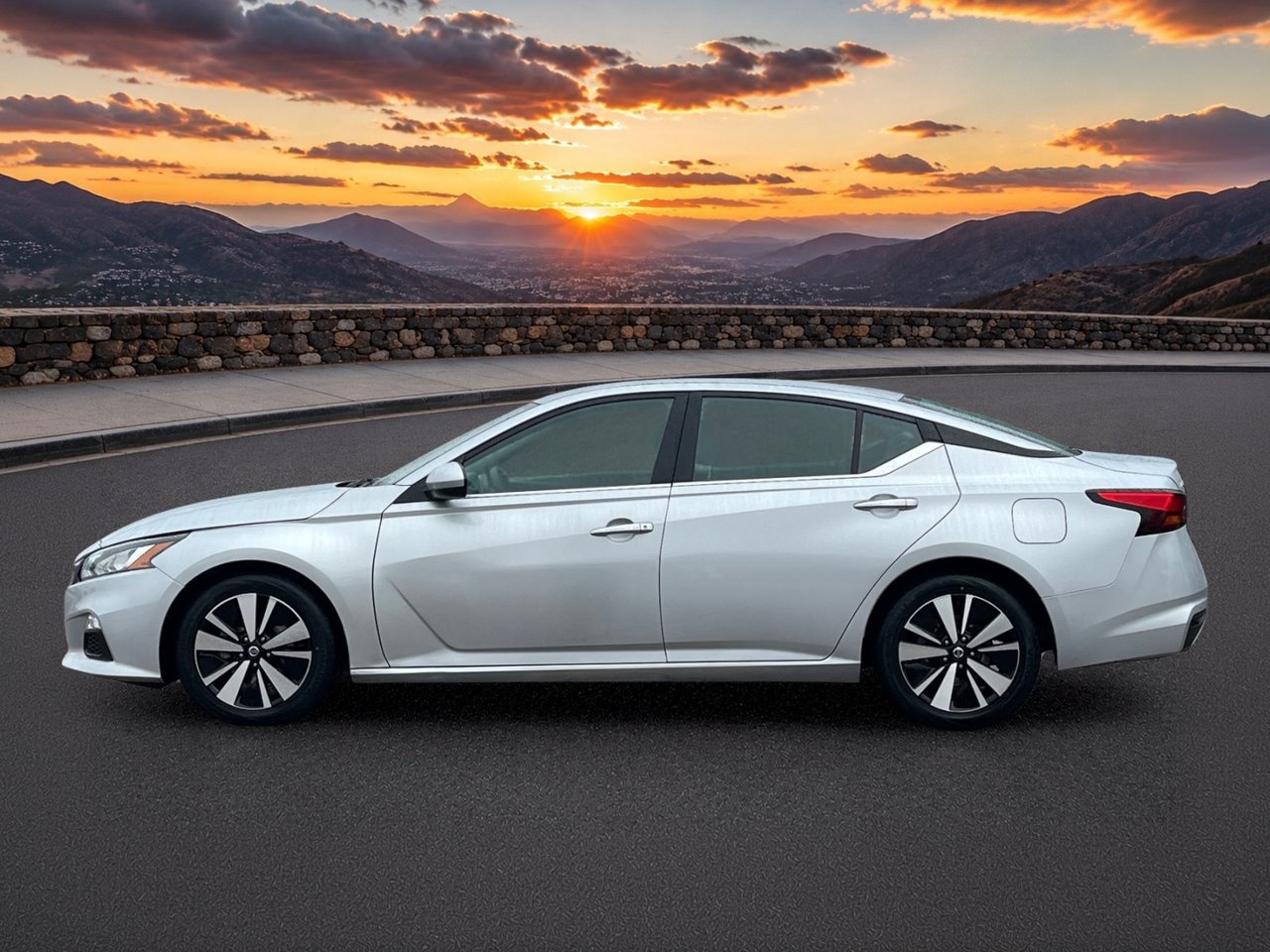 Used 2022 Nissan Altima 2.5 SV Sedan