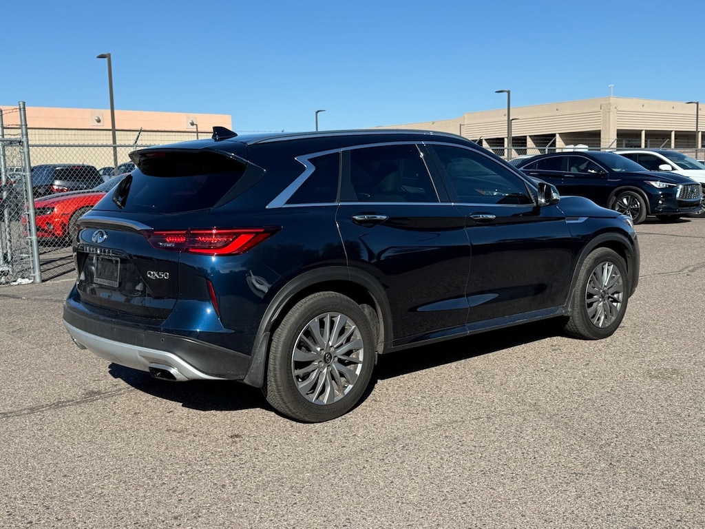 Certified 2025 INFINITI QX50 Luxe SUV