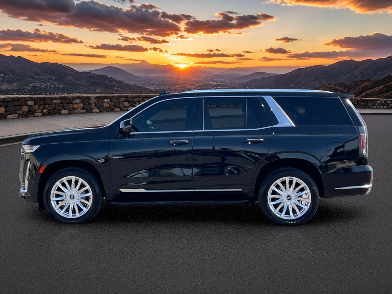 Used 2021 Cadillac Escalade Luxury SUV