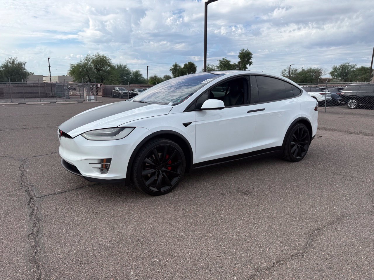  Tesla Model X