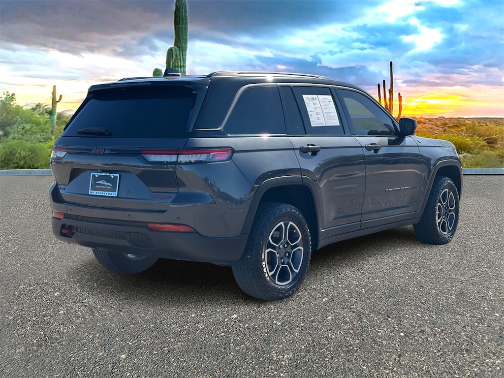 Used 2022 Jeep Grand Cherokee Trailhawk SUV