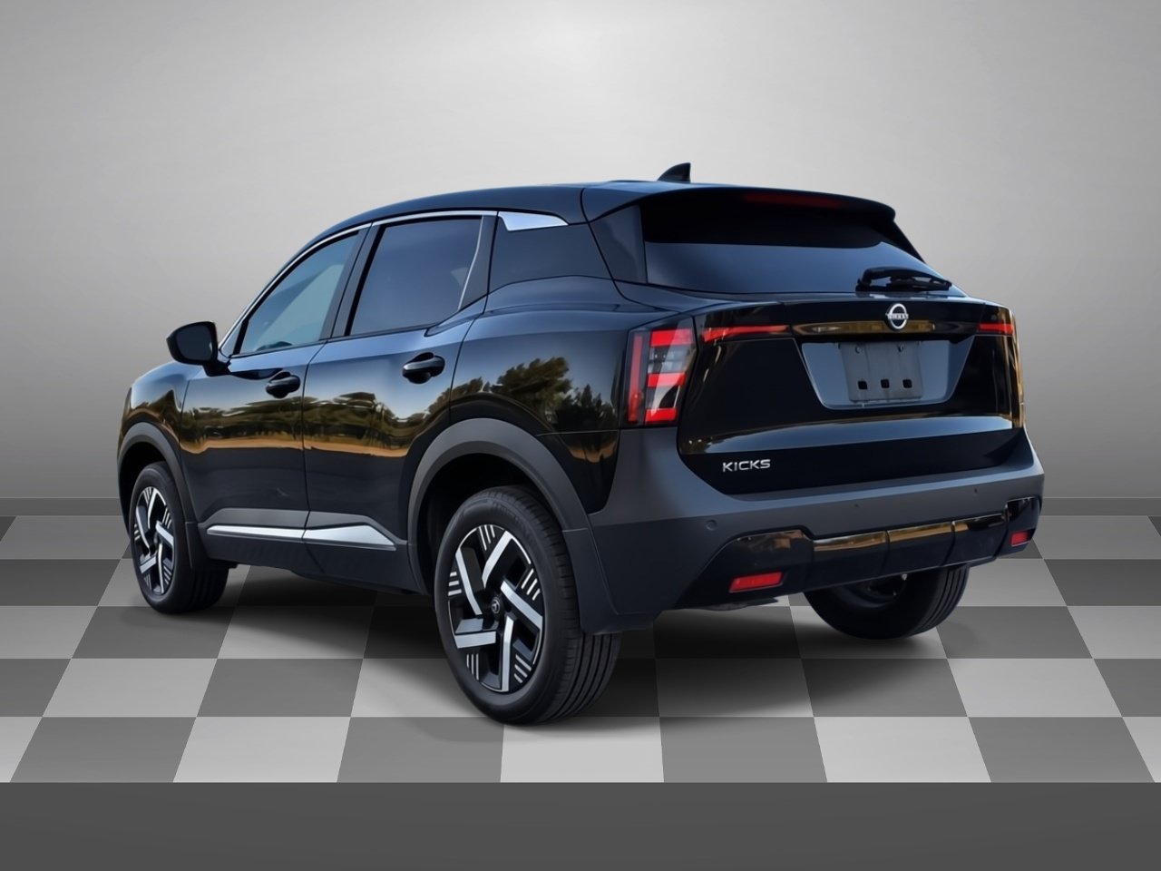 Used 2025 Nissan Kicks SV SUV
