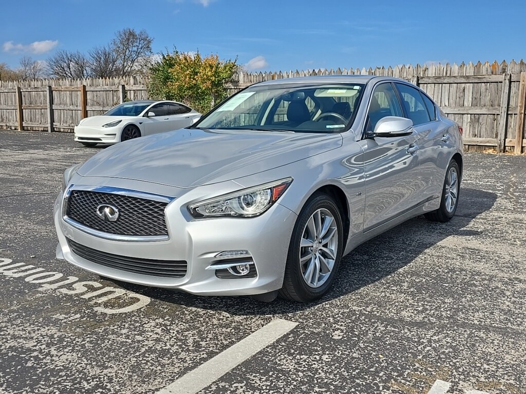 Used 2017 INFINITI Q50 3.0t Premium Sedan