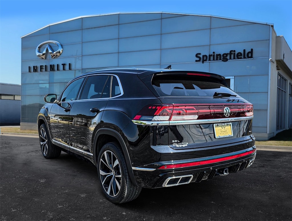 Used 2024 Volkswagen Atlas Cross Sport 2.0T SEL Premium R-Line SUV