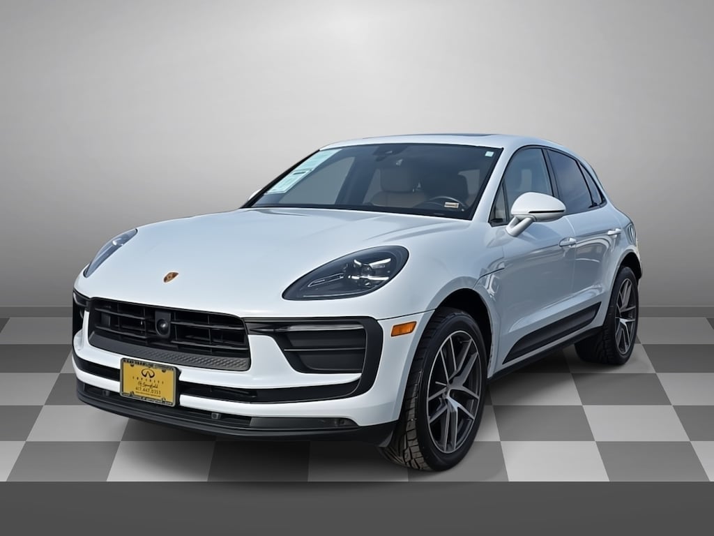 Used 2024 Porsche Macan Base SUV