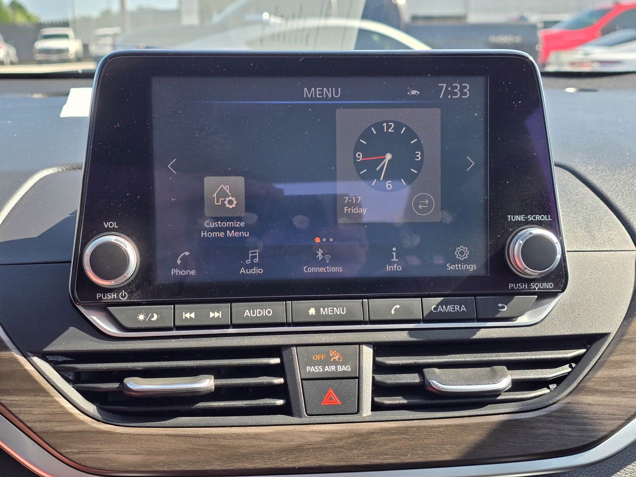 2025 Nissan Altima SV - Photo 14