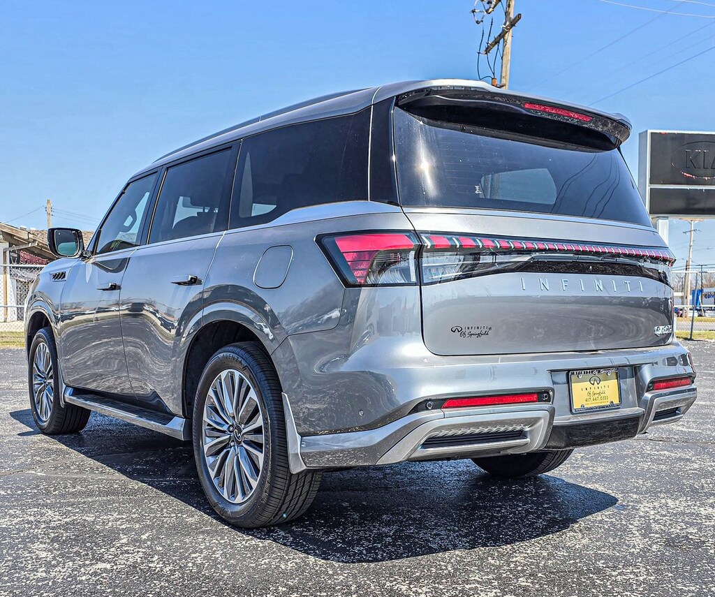 New 2026 INFINITI QX80 LUXE SUV