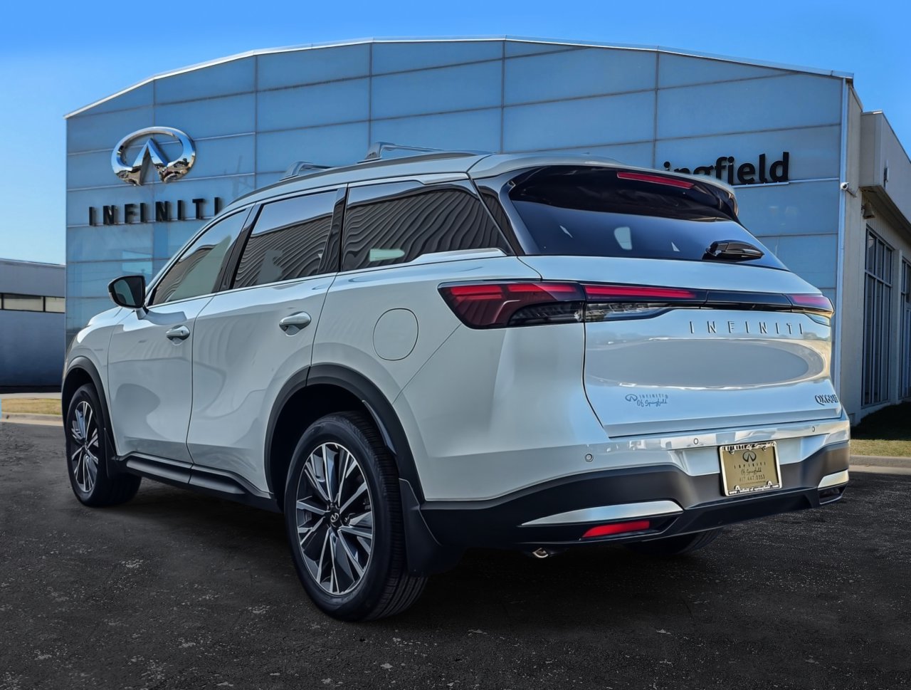 New 2027 INFINITI QX60 LUXE SUV