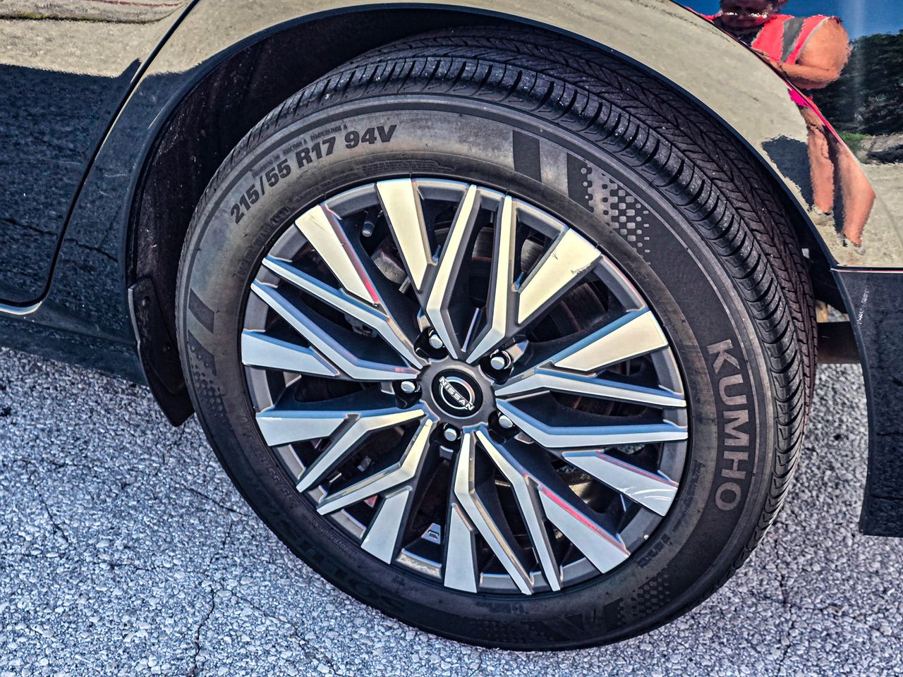 2025 Nissan Altima SV - Photo 7