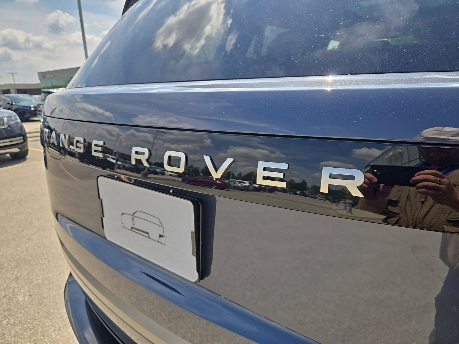 2026 Land Rover Range Rover SE - Photo 11