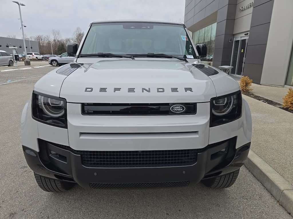 New 2026 Land Rover Defender 130 400PS X-Dynamic SE SUV