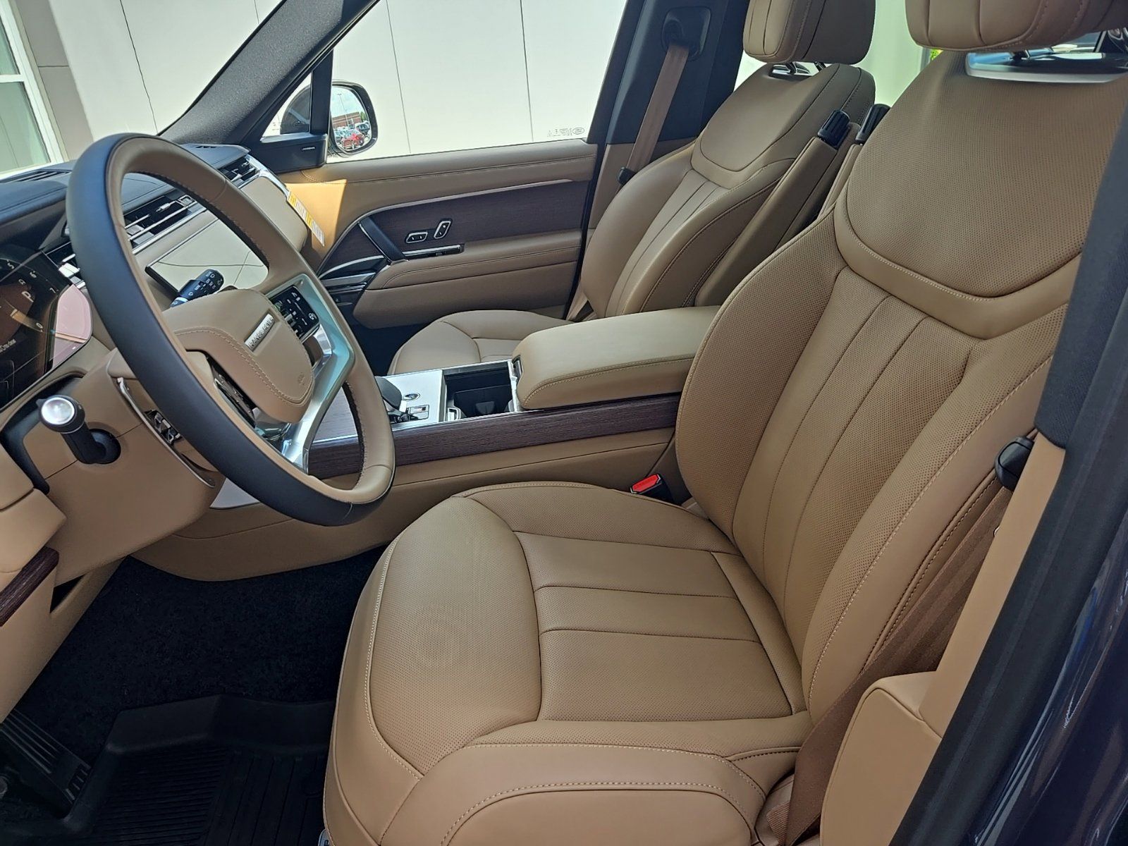 2026 Land Rover Range Rover SE - Photo 24
