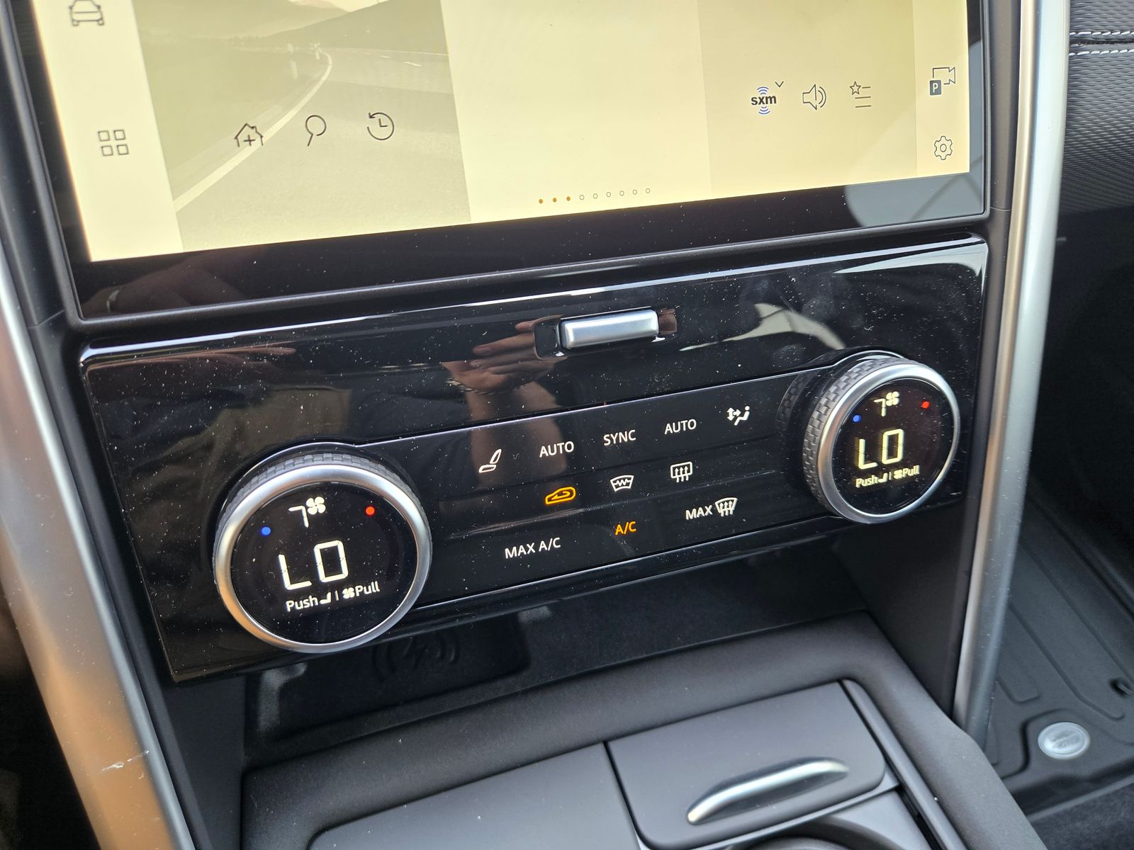 2026 Land Rover Discovery Gemini Edition - Photo 48
