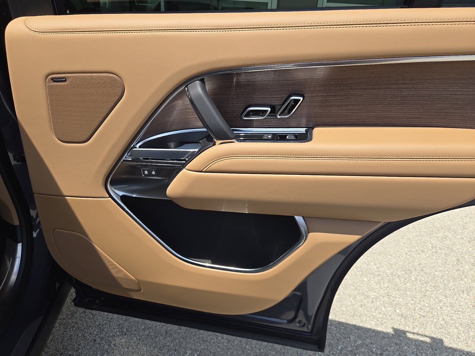 2026 Land Rover Range Rover SE - Photo 32