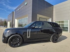 2026 Land Rover Range Rover SE SUV