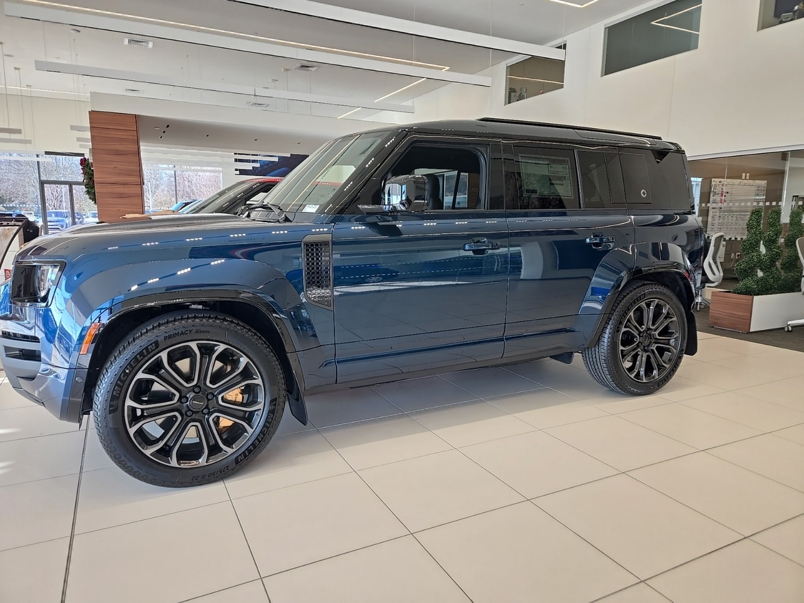 2026 Land Rover Defender OCTA's photo