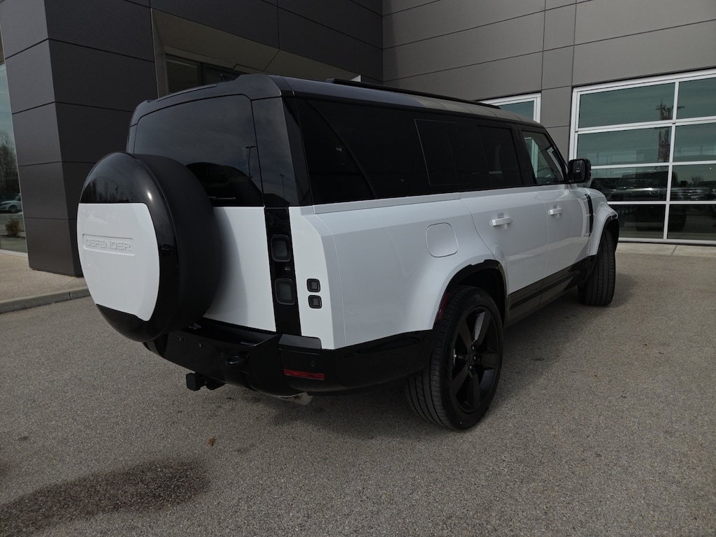 New 2026 Land Rover Defender 130 400PS X-Dynamic SE SUV