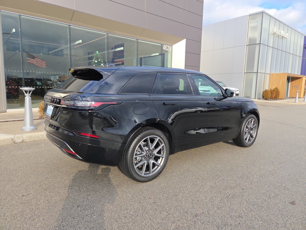 New 2026 Land Rover Range Rover Velar Dynamic SE SUV