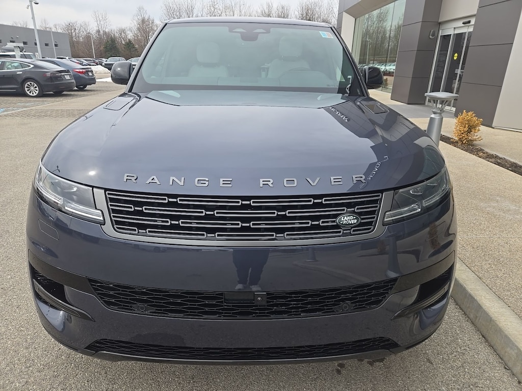 New 2026 Land Rover Range Rover Sport SE 360PS SUV
