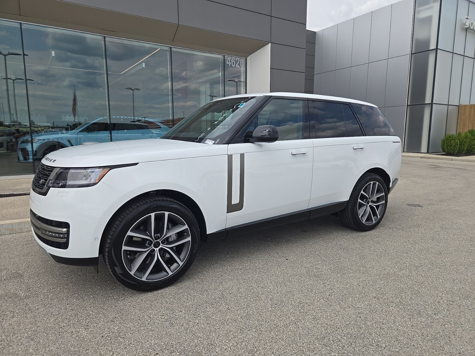 2026 Land Rover Range Rover