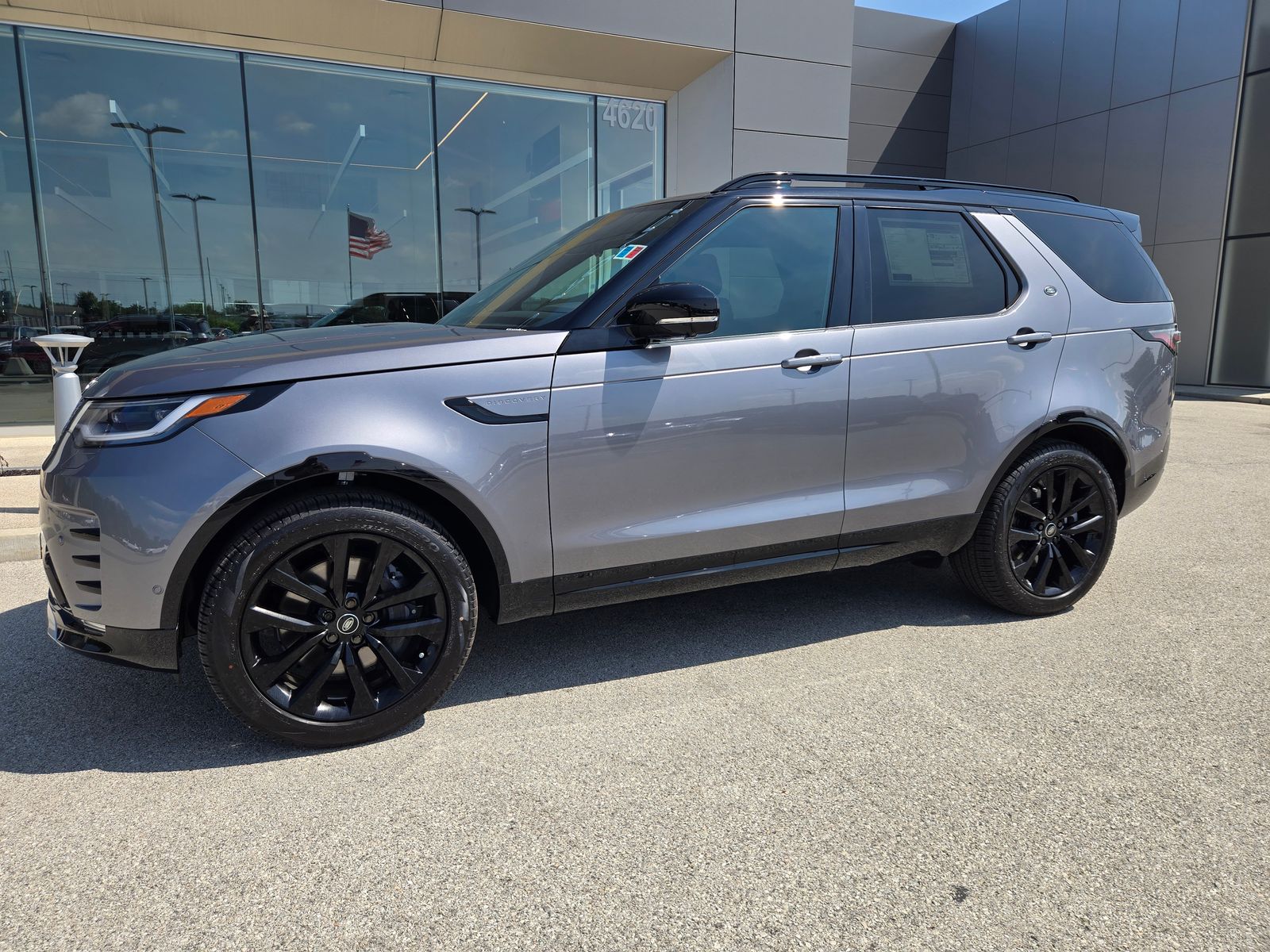 2026 Land Rover Discovery